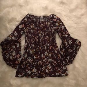 Bell sleeve floral top